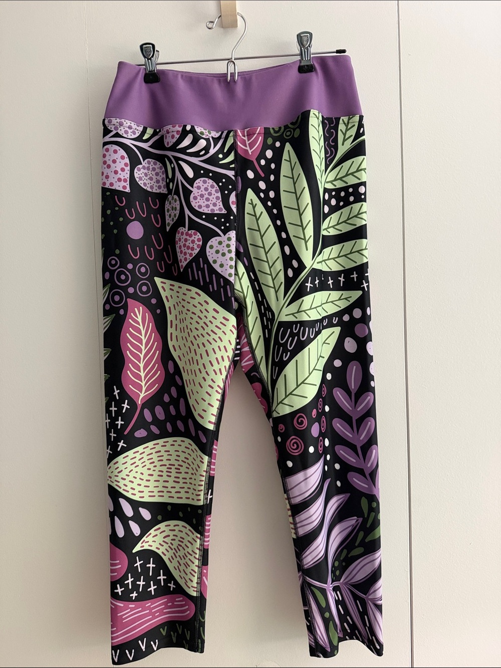 Loony Legs Purple Floral Capri Leggings with Green Leaf Print